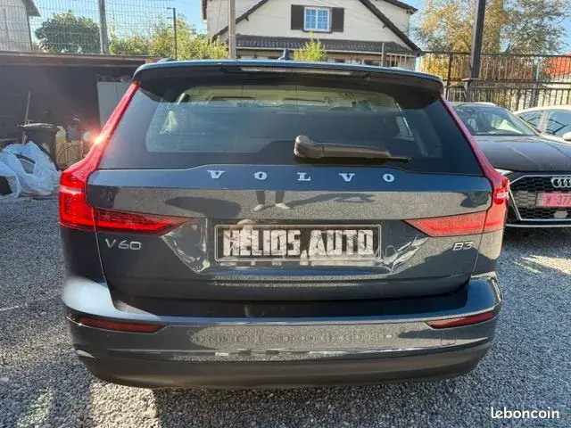 Volvo V60 2022 photo 5