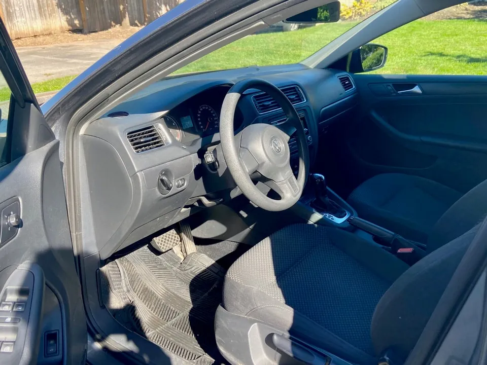 Volkswagen Jetta 2014 photo 4