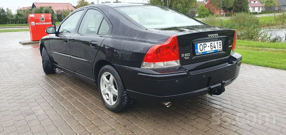 Volvo S60 2008 photo 4