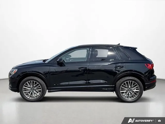 Audi Q3 2022 photo 2