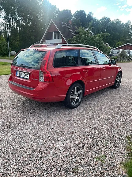 Volvo V50 2012 photo 3