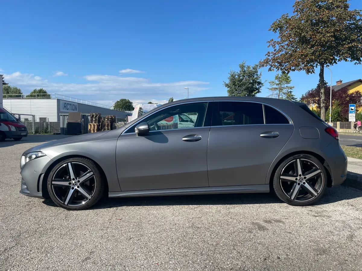 Mercedes-Benz A-Class 2018 photo 2