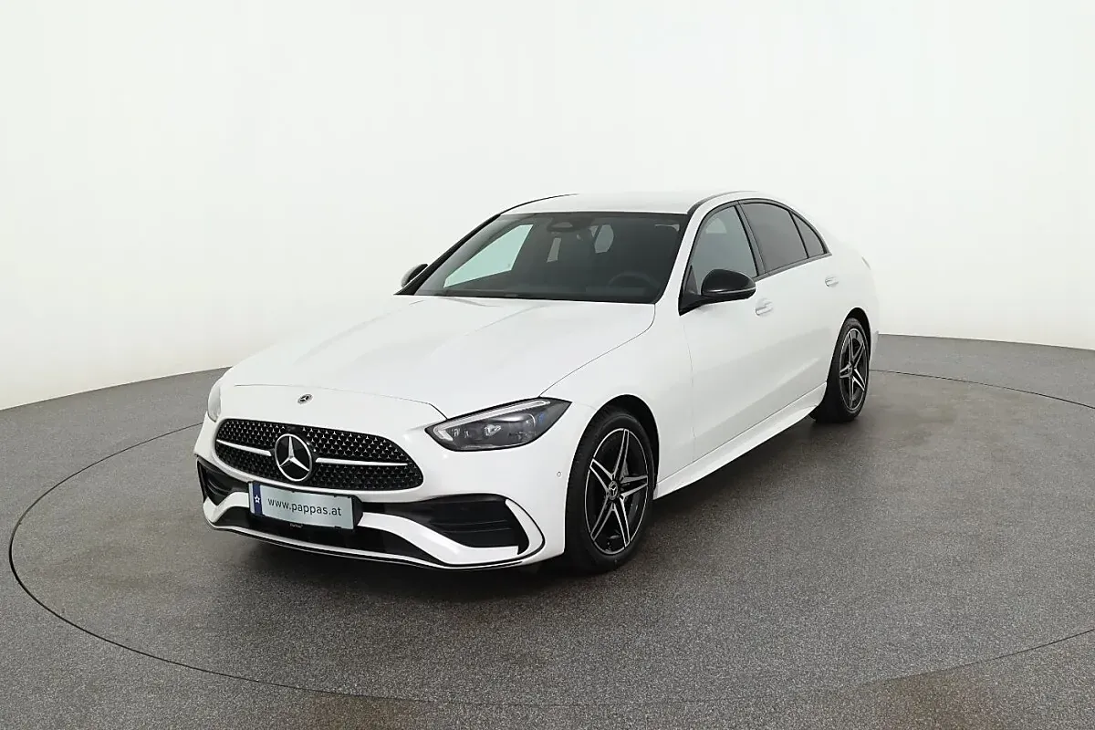 Mercedes-Benz C-Class 2026 photo 2