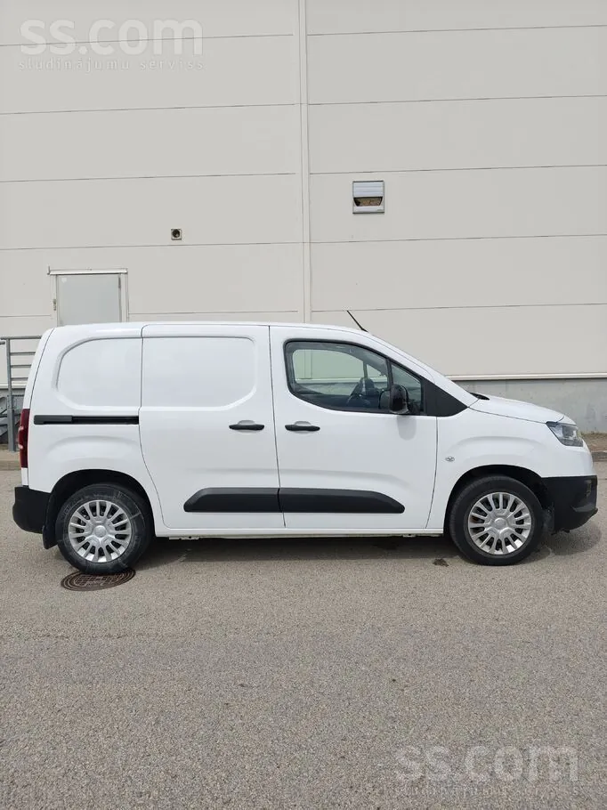 Toyota Proace City 2022 photo 4