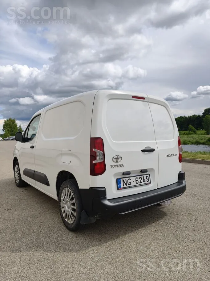 Toyota Proace City 2022 photo 3