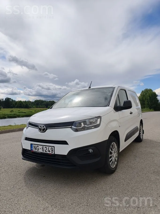 Toyota Proace City 2022 photo 2