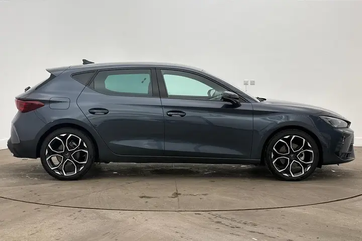 Cupra Leon 2025 photo 4