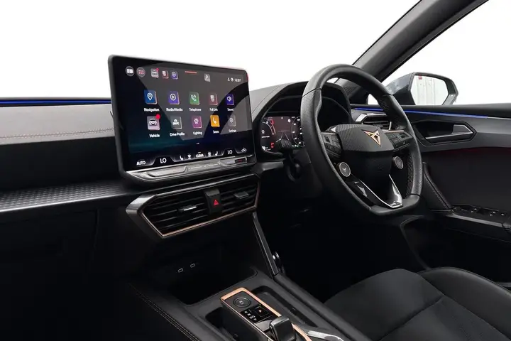 Cupra Leon 2025 photo 2