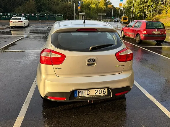 Kia Rio 2012 photo 3