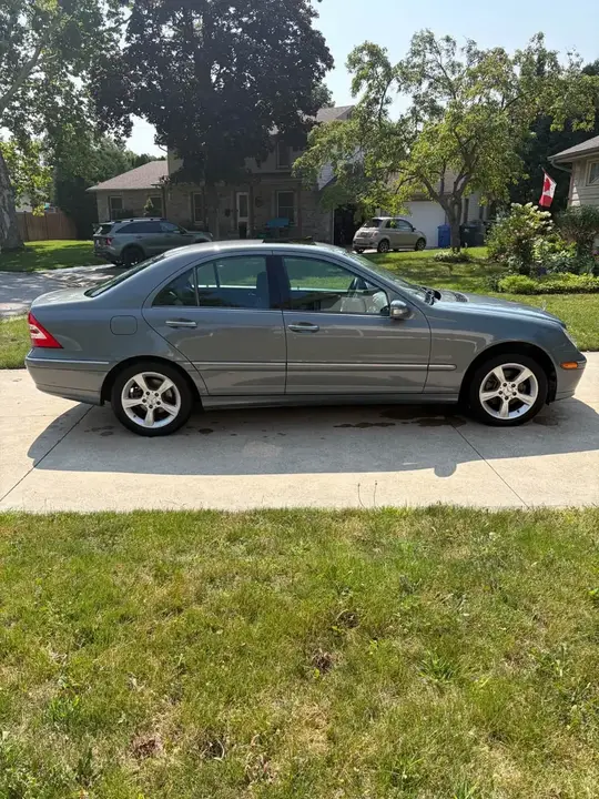 Mercedes-Benz C-Class 2007 photo 4