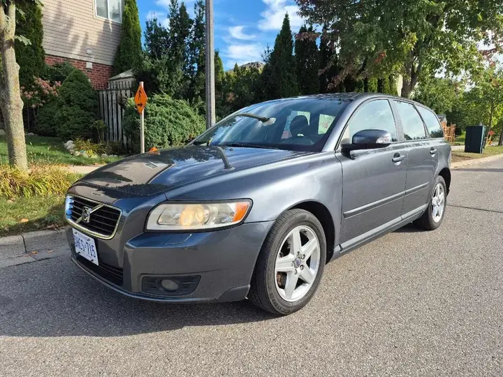 Volvo V50 2008 photo 4