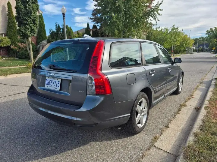 Volvo V50 2008 photo 5