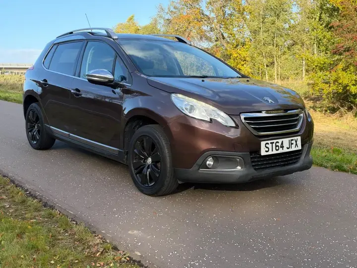 Peugeot 2008 Allure 2014 photo 2