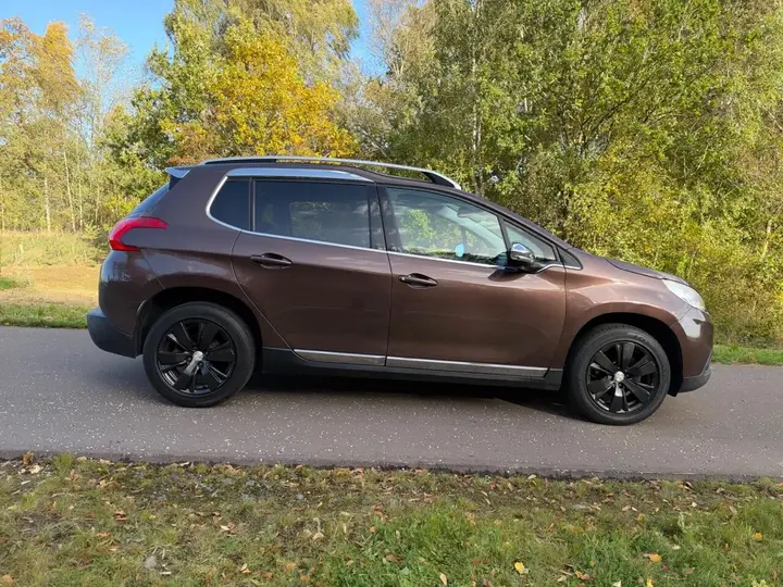 Peugeot 2008 Allure 2014 photo 3