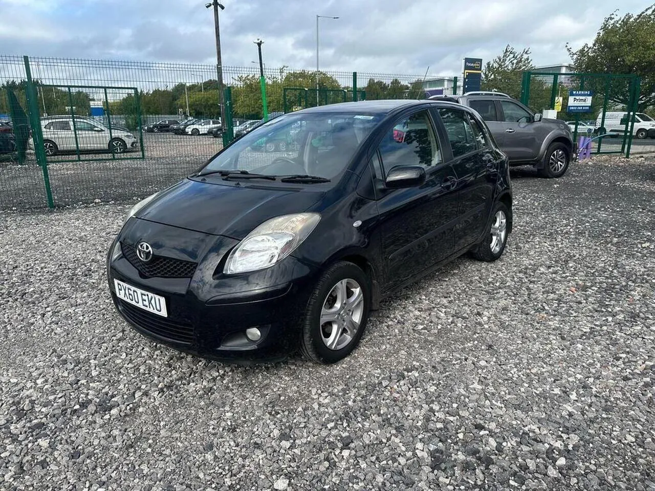 Toyota Yaris 2011 photo 3