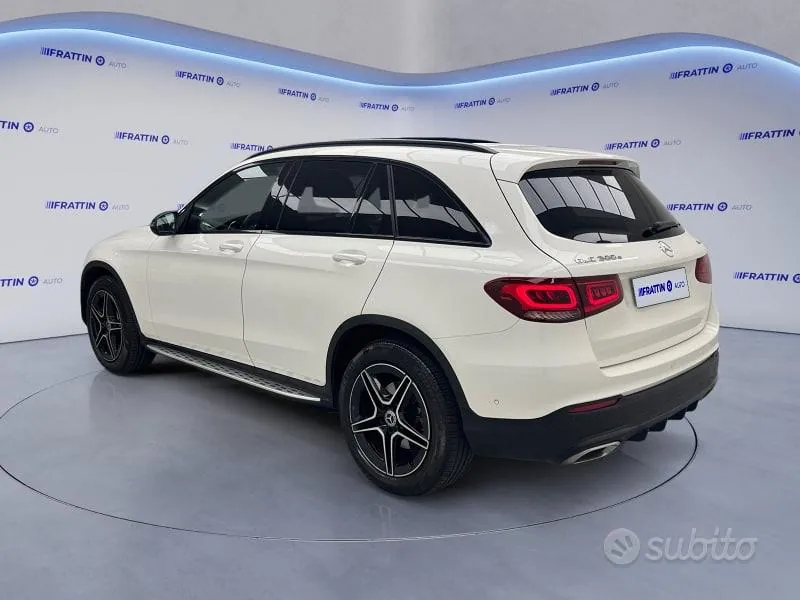 Mercedes-Benz Glc 2022 photo 2