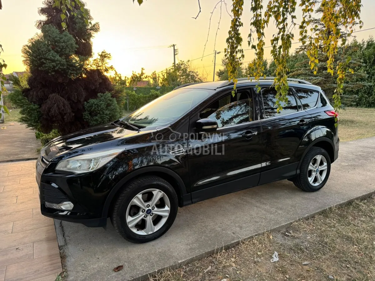 Ford Kuga 2016 photo 2