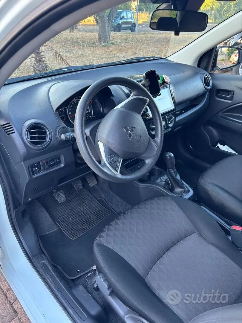 Mitsubishi Space Star 2022 photo 5