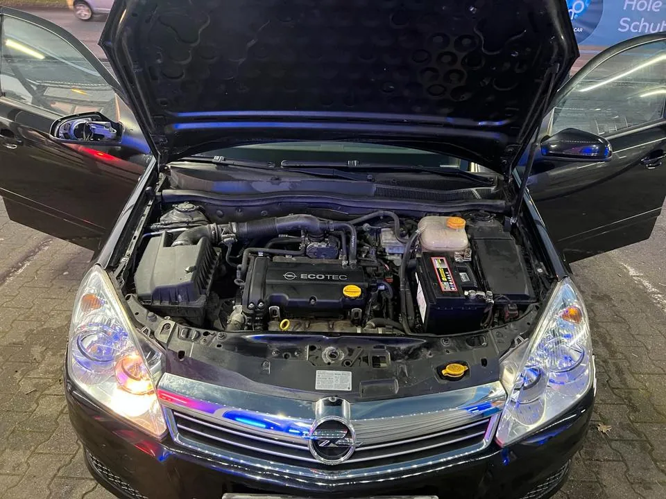 Opel Astra H