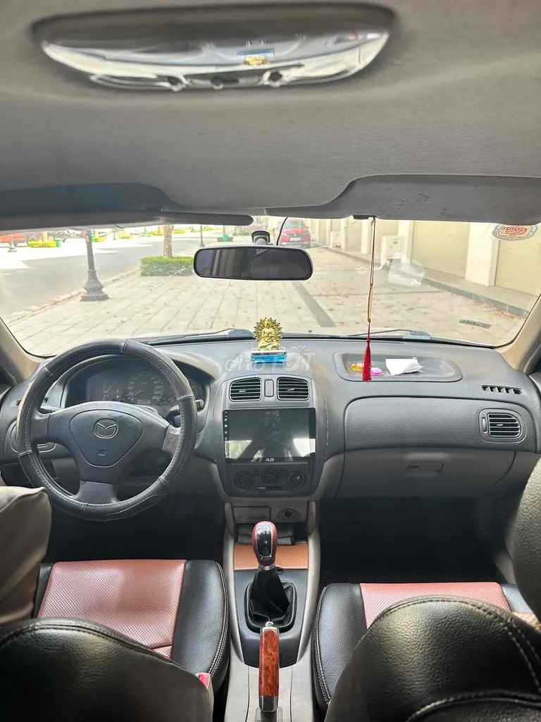Mazda 323 2002 photo 2