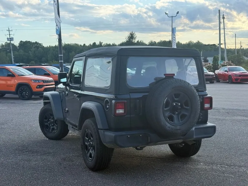 Jeep Wrangler 2026 photo 5