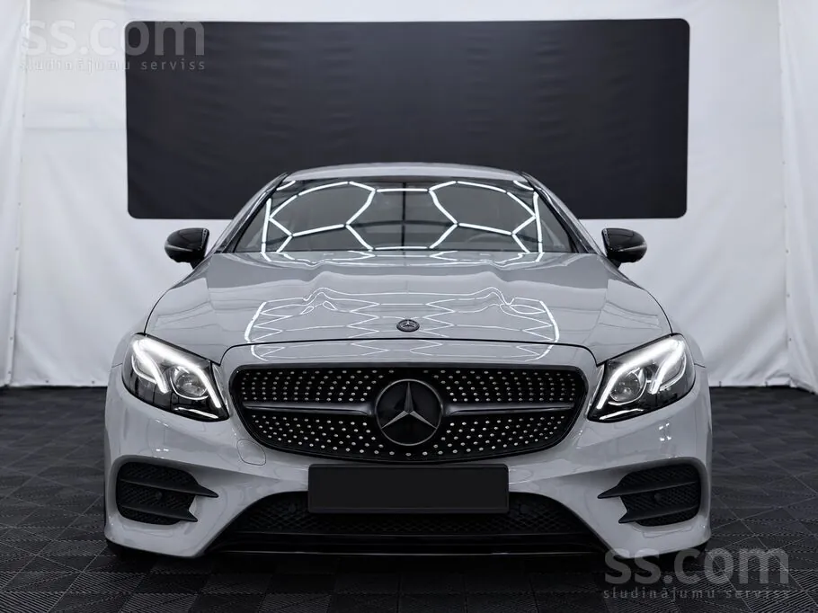 Mercedes-Benz E-Class 2017 photo 2