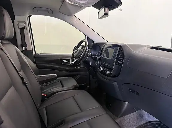 Mercedes-Benz Vito 119 2023 photo 4