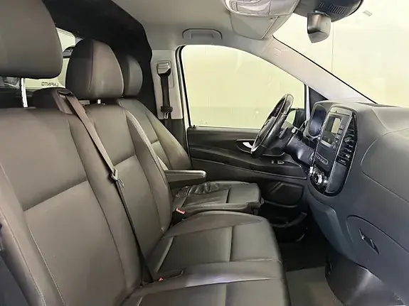 Mercedes-Benz Vito 119 2023 photo 5