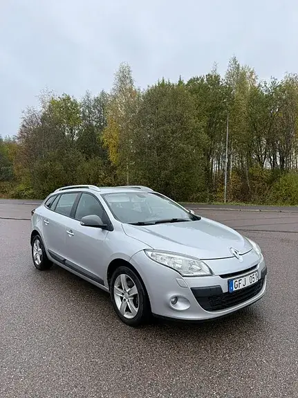 Renault Megane Iii 2010 photo 5