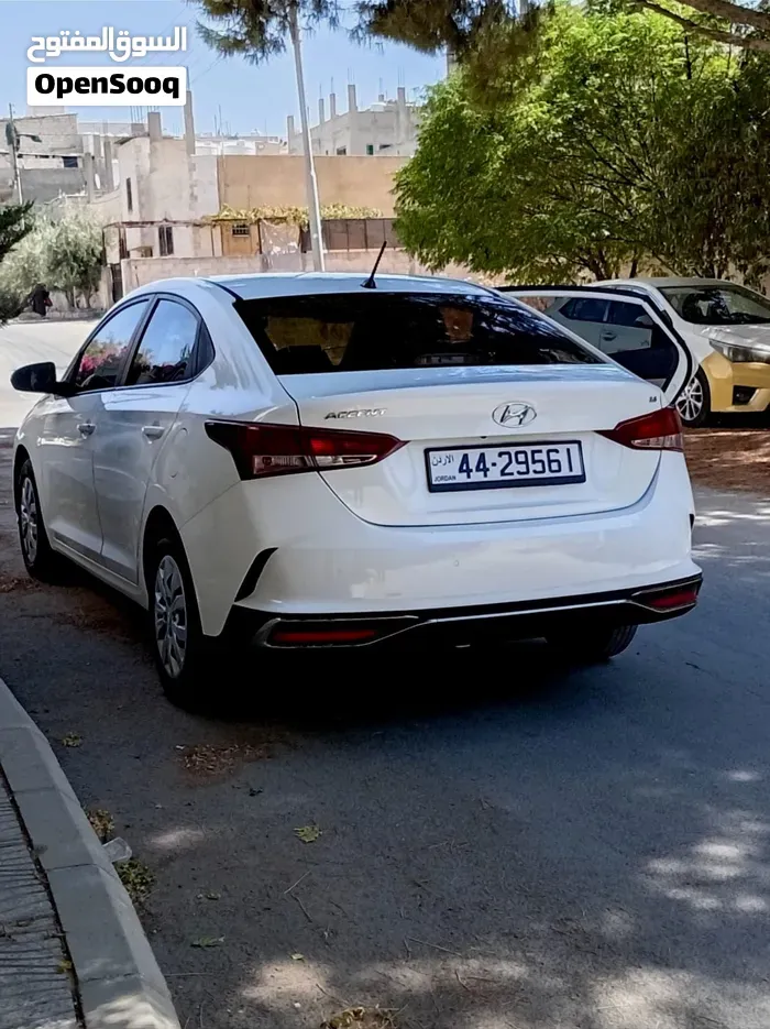 Hyundai Accent 2022 photo 3