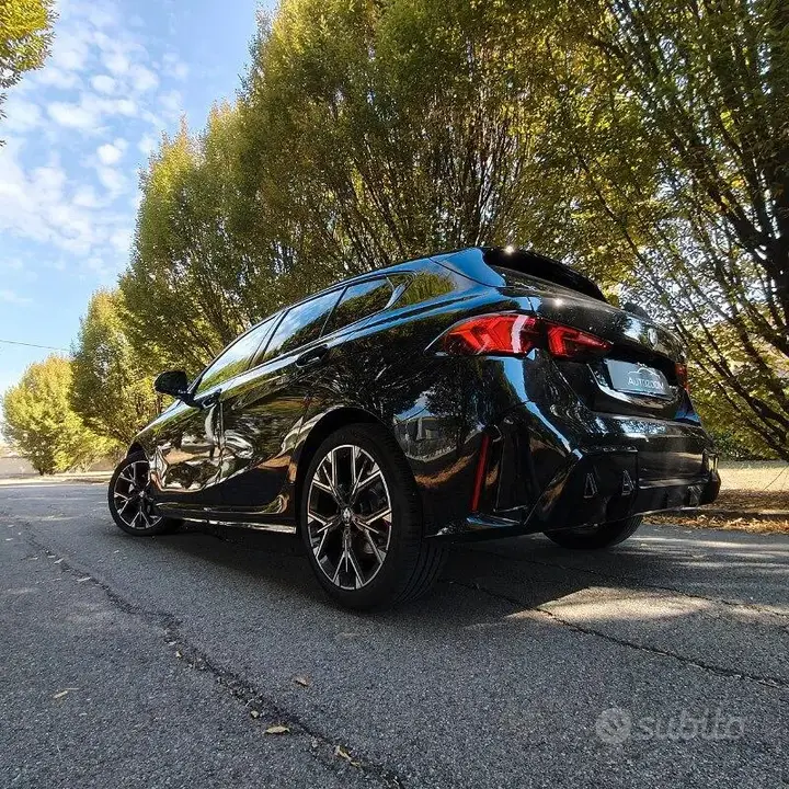 BMW 1 Series 2024 photo 5