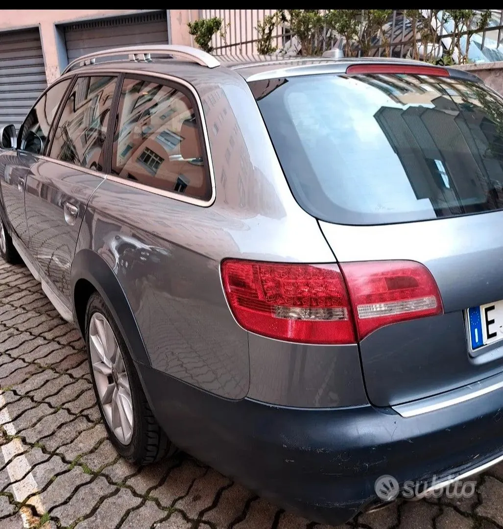 Audi A6 Allroad 2011 photo 2