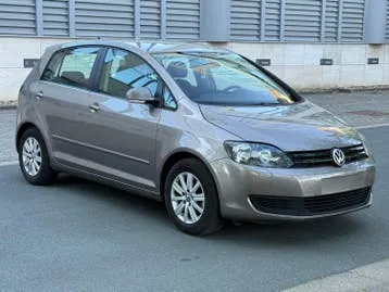Volkswagen Golf Plus 2012 photo 3
