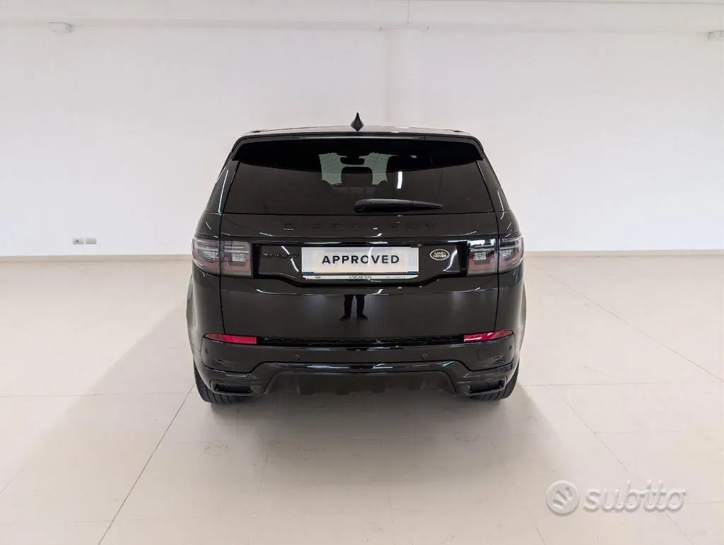Land Rover Discovery Sport 2022 photo 4