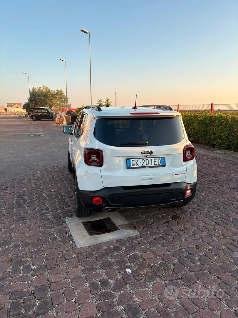 Jeep Renegade 2018 photo 2