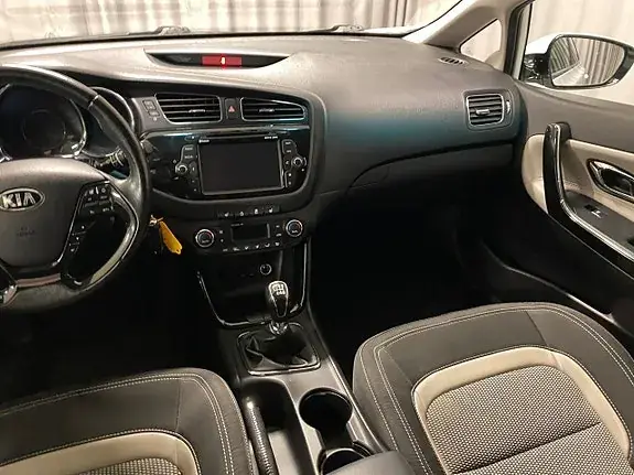 Kia Ceed 2014 photo 5