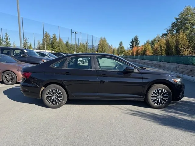 Volkswagen Jetta 2019 photo 3