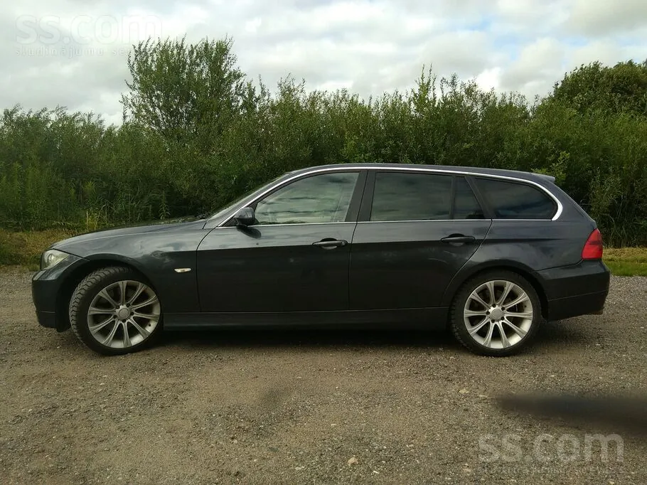 BMW 330 2008 photo 2