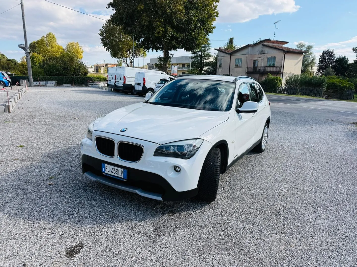 BMW X1 2011 photo 3