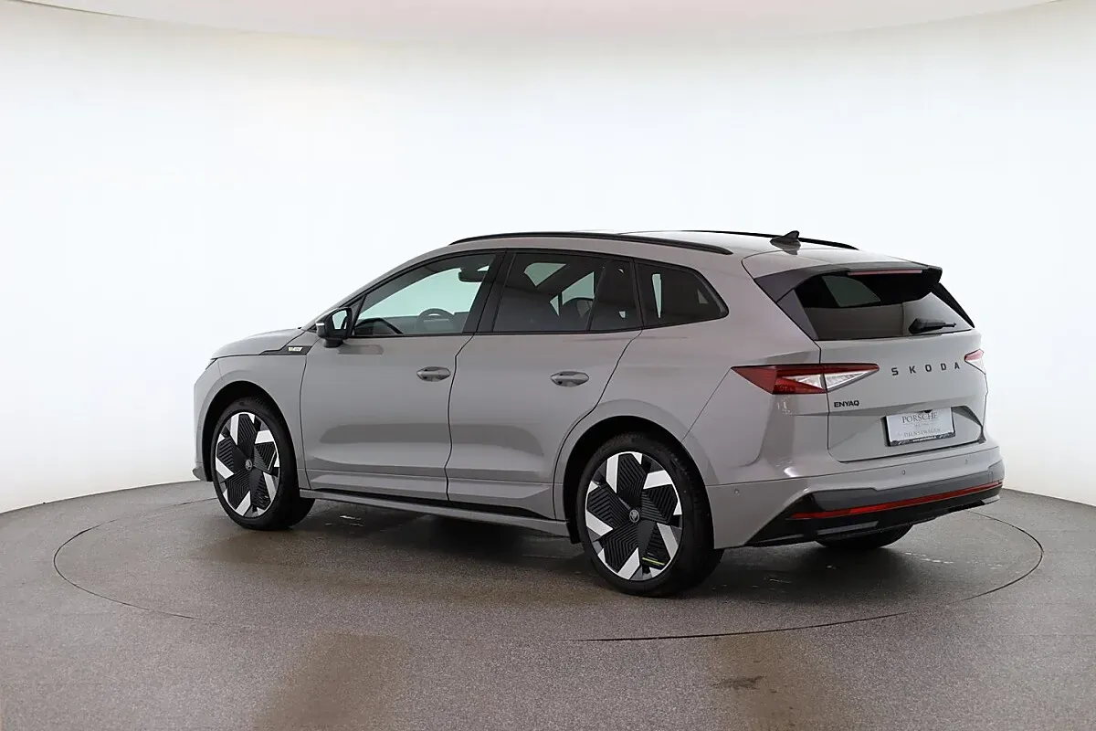 Skoda Enyaq 2026 photo 2