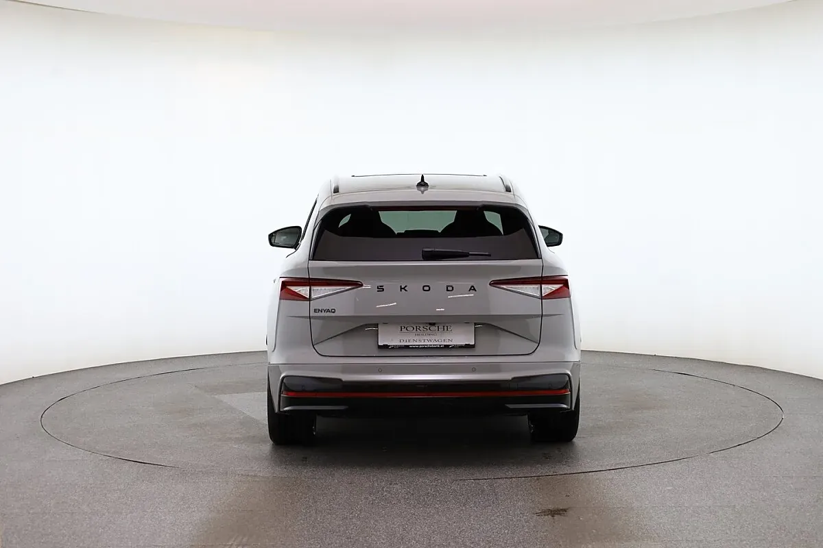 Skoda Enyaq 2026 photo 3