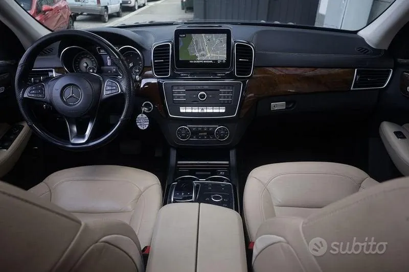 Mercedes-Benz Gls 2018 photo 2