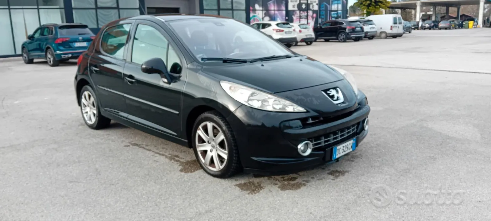 Peugeot 207 2006 photo 2