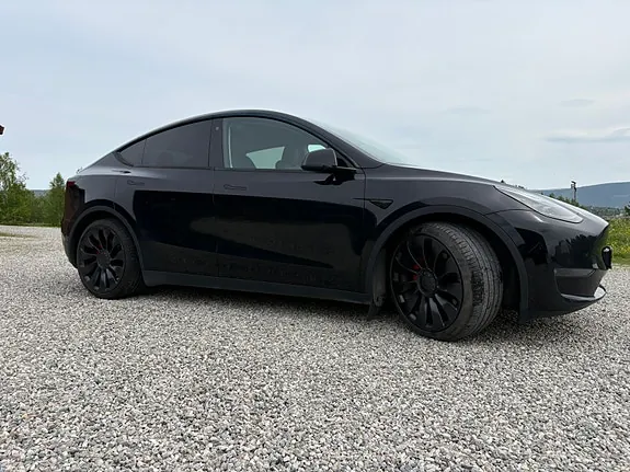 Tesla Model Y 2022 photo 4