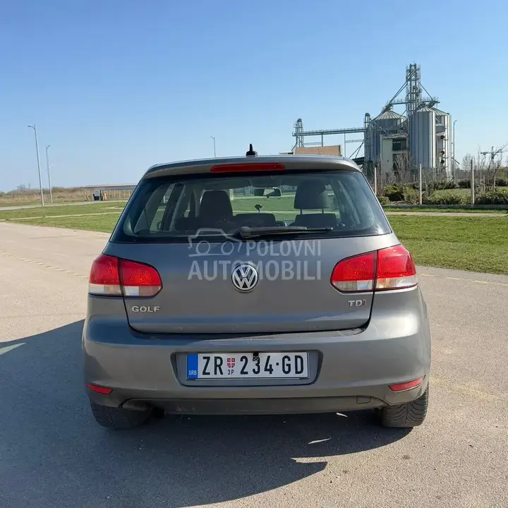 Volkswagen Golf 6 2011 photo 2