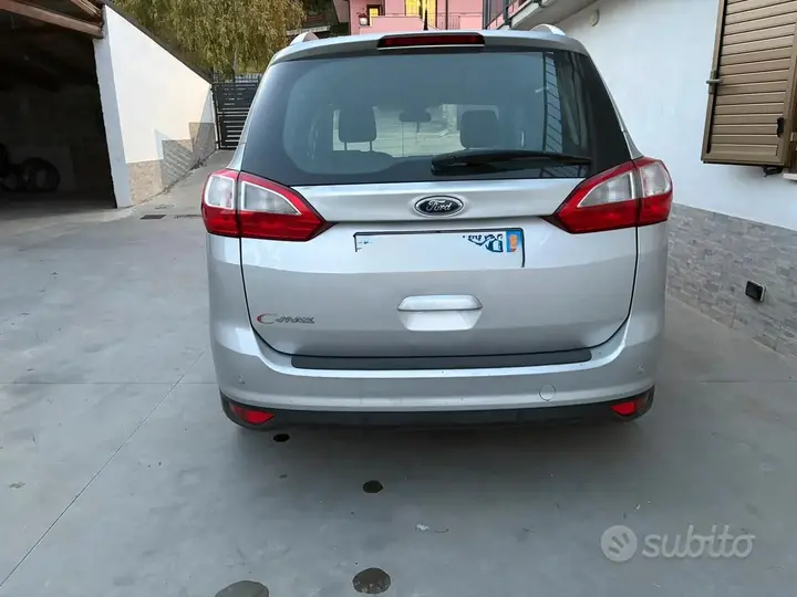 Ford C-Max 2016 photo 2