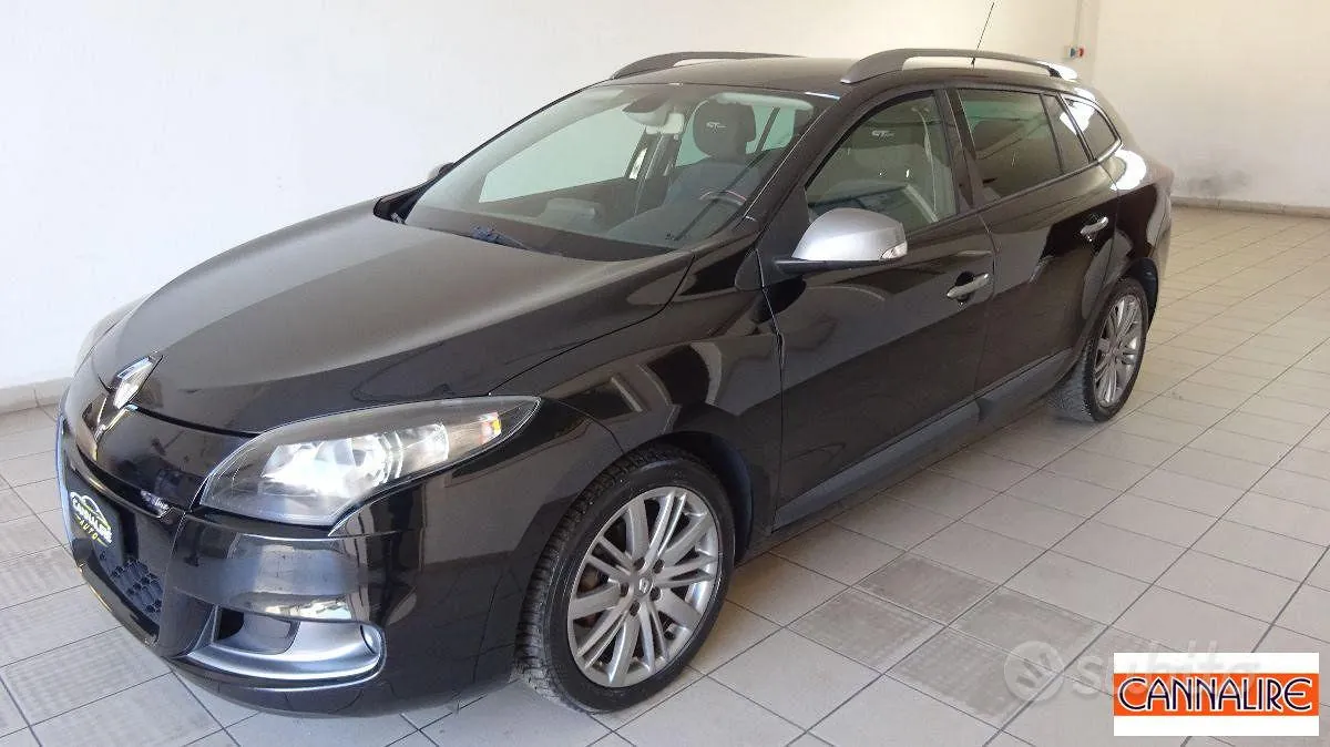 Renault Megane 2011 photo 3