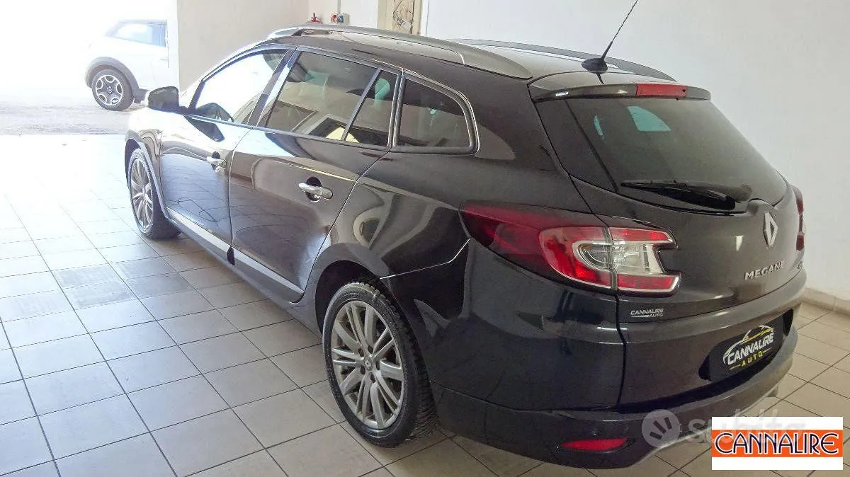 Renault Megane 2011 photo 4