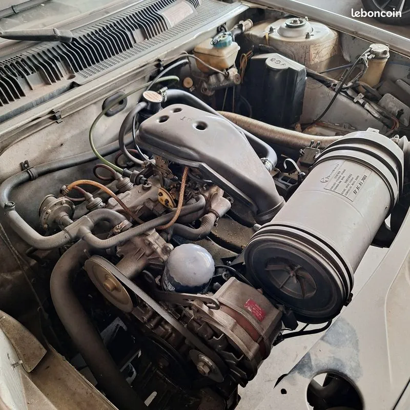 Peugeot 205 1983 photo 2
