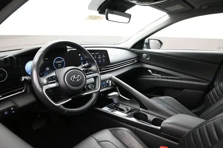 Hyundai Elantra 2023 photo 5
